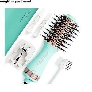 Mint Green Hair Styler and Volumizer